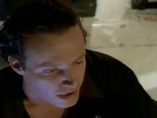 Encantador confessions (1996) s3e14 midnight que muestra